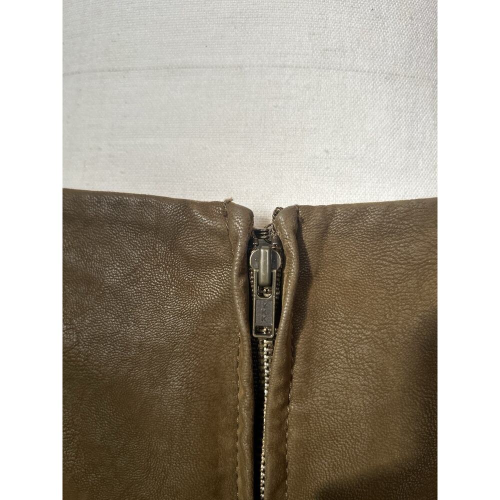 Free People Faux Suede High Rise Skirt. Boho, Neutral, Hippie. Size 8 - Picture 4 of 8